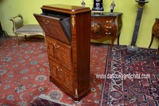 Scarpiera intarsiata stile