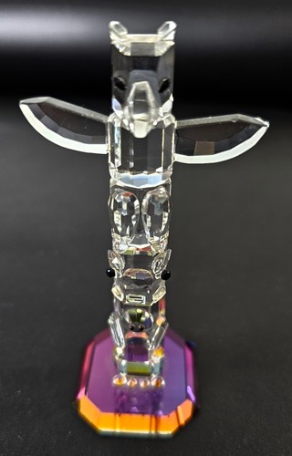 Totem cristallo su - in, base