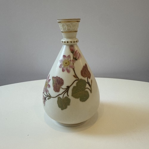 Antico vaso bocciolo