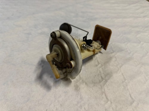 Pompe essence peugeot 125 - pompe,