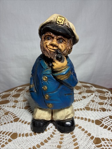 Sea captain ocean - sea,