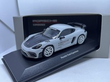 Porsche 718 Cayman GT4 RS