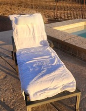 Frontgate Newport 83" X 31" bianco imbottito velluto chaise longue nuovo con etichetta