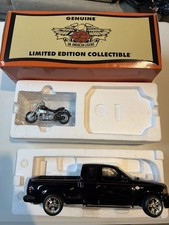 ERTL 1:18 Harley Davidson Ford