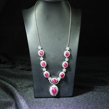 Collana perfetta alta ghiaccio