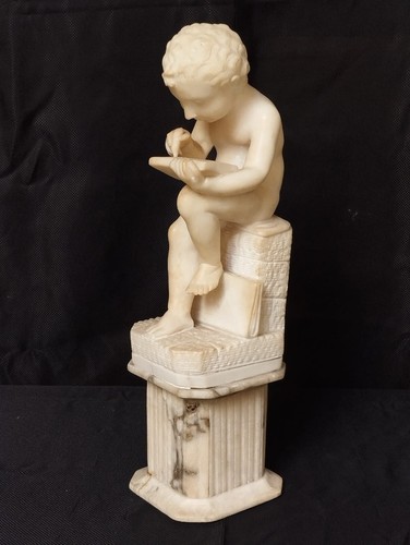 Marble and alabaster sculpture - marble,