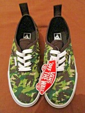 B.NUOVE SCARPE DA GINNASTICA