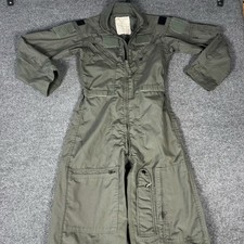 Tuta militare verde salvia