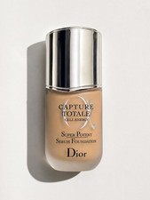CHRISTIAN DIOR CAPTURE