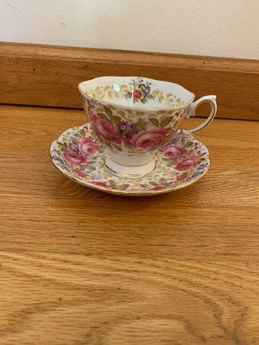 Vintage royal albert fine bone - vintage,
