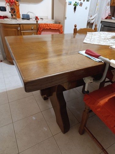 Tavolo con sedie - tavolo, tutto