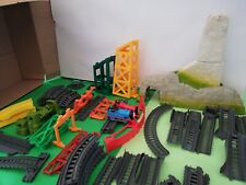 PISTA FUGA DALLA CAVERNA TRENINO THOMAS TRACK MASTER CKW15 FISHER PRICE MATTEL 