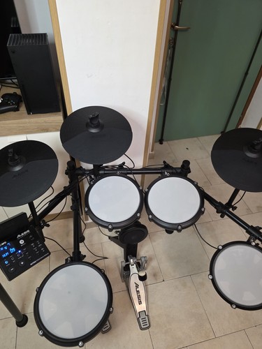 Alesis nitro max kit batteria - alesis,