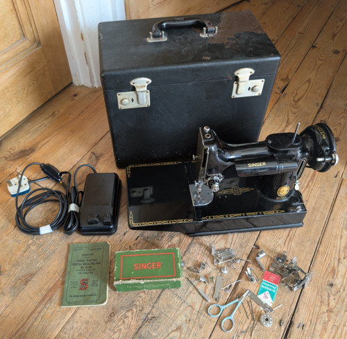 Vintage singer 221k - vintage,