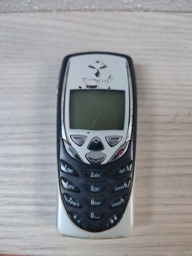 Nokia 8310