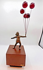 Scultura in bronzo ragazza e