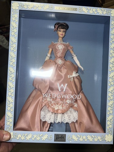 Barbie 2000 wedgwood - barbie,