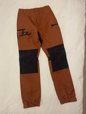 Pantalone Revolution Race
