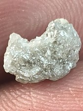 Diamante grezzo naturale non