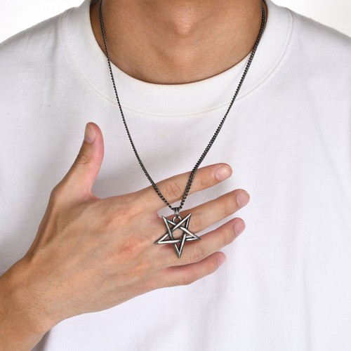 Collana con ciondolo
