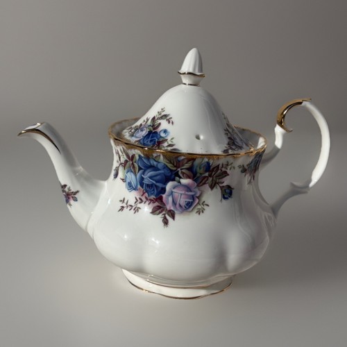 Royal albert bone - royal, china