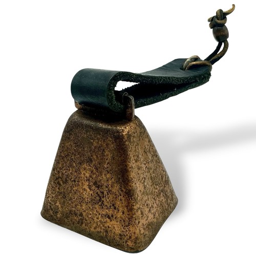 Antico campanello mucca - antico,