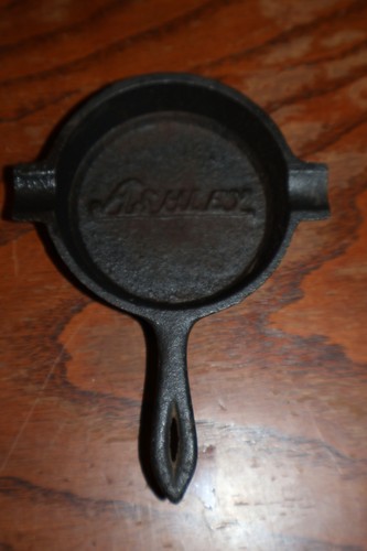Posacenere vintage ghisa