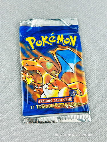 Pokemon bustina charizard base - pokemon,