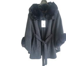 Carla Ferroni Cappa Autunno Inverno  2025 2026