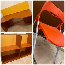 Set mobili camera da letto (scrivania - cubi - sedia) VENDIBILI SEPARATAMENTE