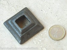 piastra base in ferro battuto