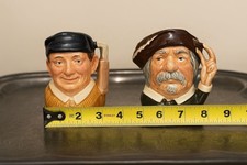 Coppia di brocche vintage