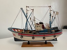 Modellino barca a vela fatta a