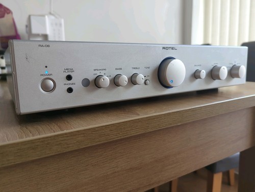 Amplificatore integrato rotel - amplificatore,