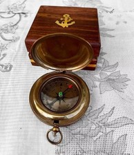 Bussola antica in ottone da