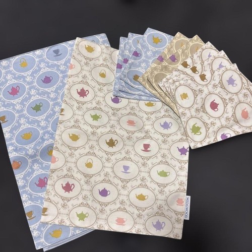 Set tovaglietta - , e