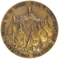Medaglia Paolo VI, Viaggio