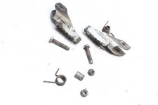 Poggiapiedi anteriore sinistro