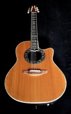 Chitarra acustica usata