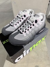Taglia 8,5 W / 7 M Nike Air