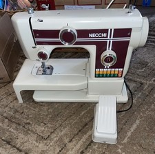 Macchina da cucire NECCHI 522