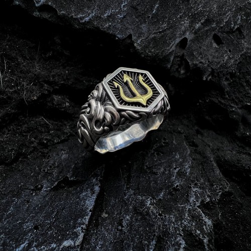 Anello tridente forchetta