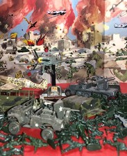 3Aerei + T34 + Sherman + Trasp. Truppe + Mezzo Antiaereo + Fanteria + Jeep #1:72