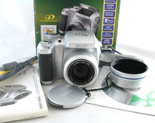 Fotocamera digitale compatta