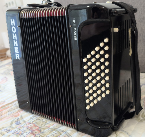 Fisarmonica hohner bravo 48 - fisarmonica,