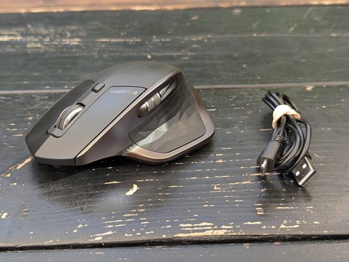 Mouse bluetooth logitech - mouse,