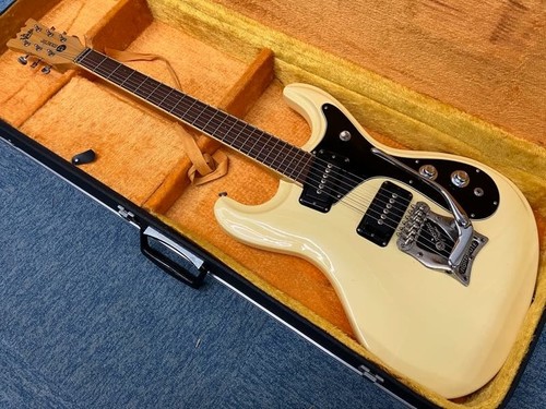 Mosrite the ventures model - the,