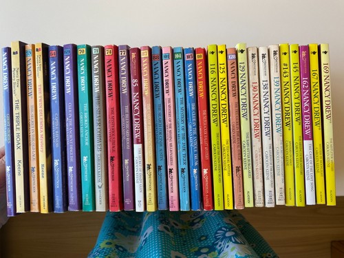 Nancy drew lot aladdin - nancy,