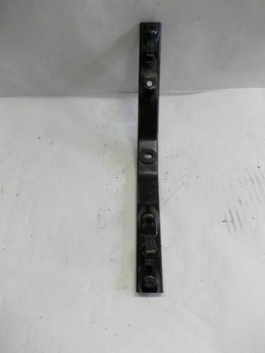 Staffa supporto radiatore - staffa,