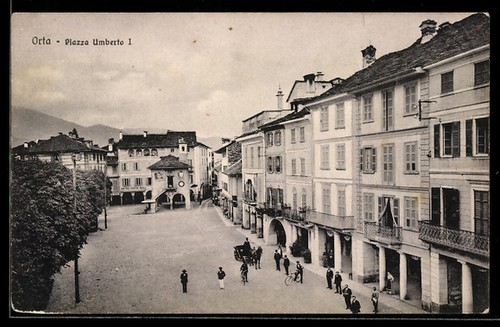 Cartolina orta piazza umberto - orta,,